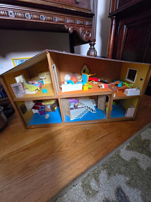 2-Story Wood Dollhouse 1:12 Furnished 4 Rooms w/ Furniture & Accessories