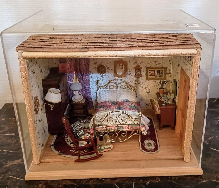 One Antique Wooden Dollhouse "Villa" | Early 20th Century | Furnished & Lighted 