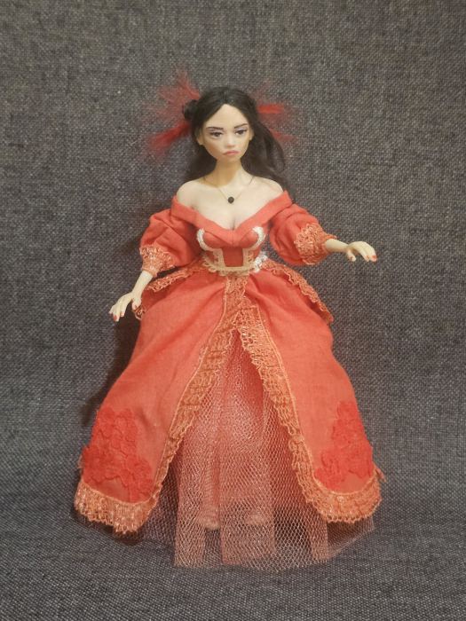 OOAK Miniature 1:12th scale Dollhouse Woman Lady Doll Artist Hand Sculpted